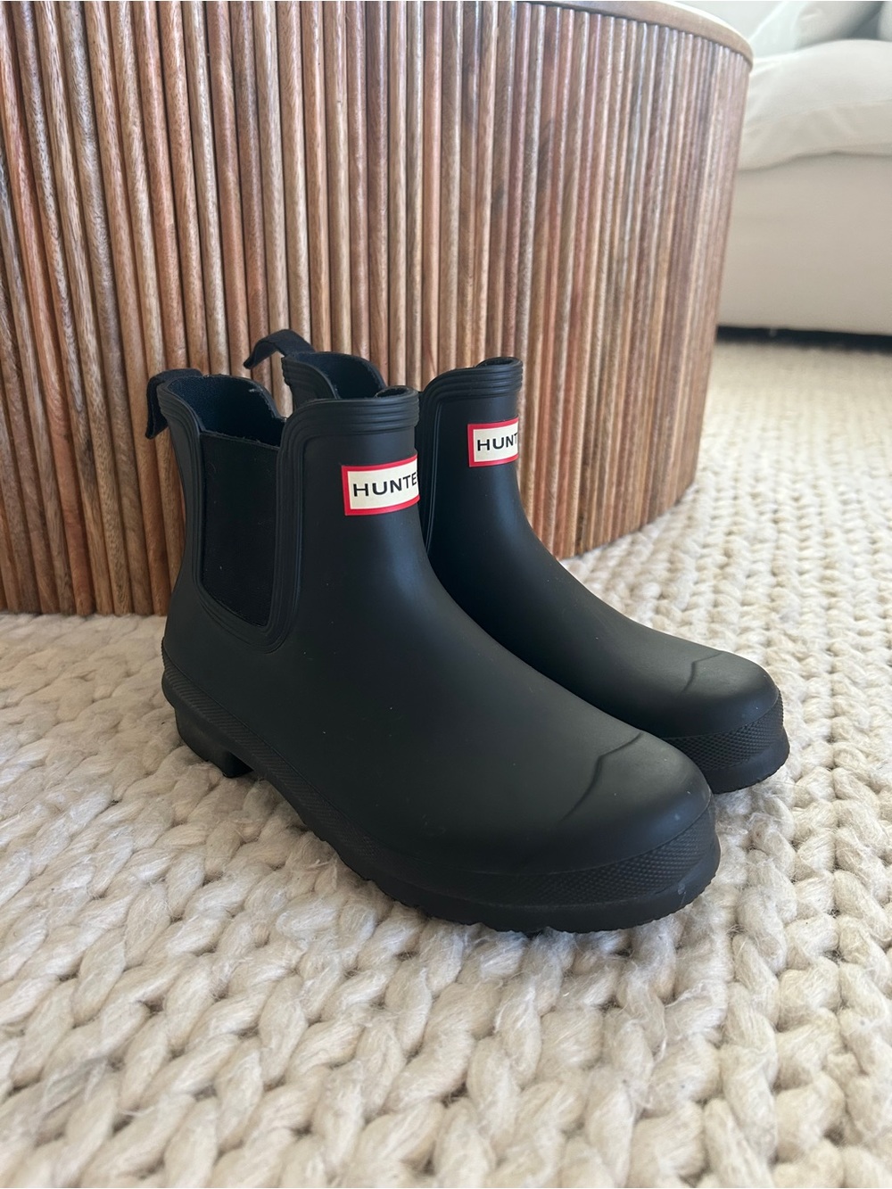 Hunter Original Waterproof Chelsea Rainboot - Black - Women’s Size 7